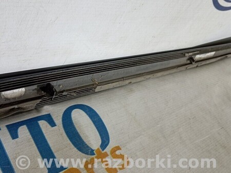 ФОТО Молдинг двері задньої лівої для Volvo V50 Київ