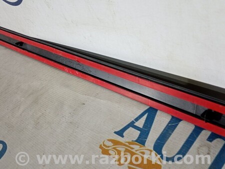 ФОТО Молдинг двері передньої правої для Volvo V50 Київ