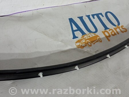 ФОТО Ущільнювач резинка дверь задняя правая для Volvo V50 Київ