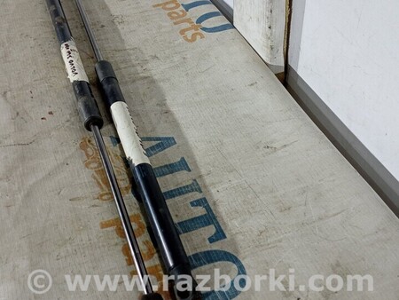 ФОТО Амортизатор кришки багажника для Volvo V60 Київ