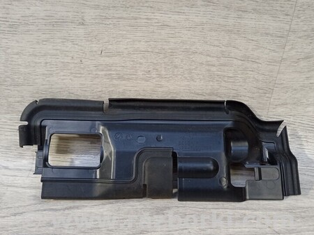 ФОТО Дифузор радиатора Воздуховод радиатора для Volvo V60 Київ