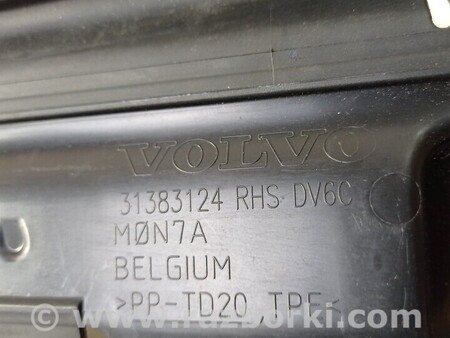 ФОТО Дифузор радиатора Воздуховод радиатора для Volvo V60 Київ