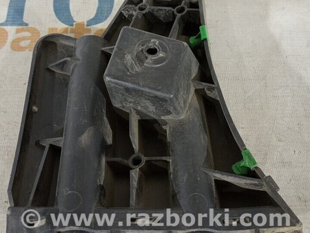 ФОТО Кронштейн крила переднього лівого задній для Volvo V60 Київ