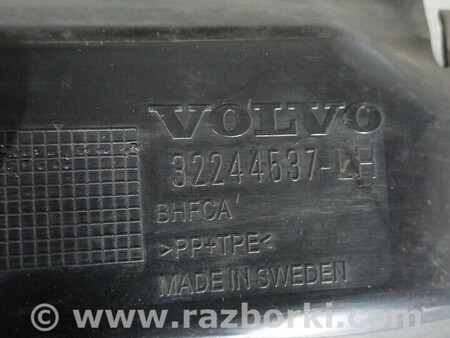 ФОТО Накладка крила ліва для Volvo V60 Київ