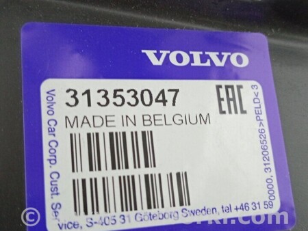 ФОТО Повітрозабірник радіатора прав для Volvo V60 Київ
