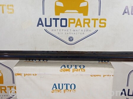 ФОТО Поріг пластиковий правий для Volvo V60 Київ