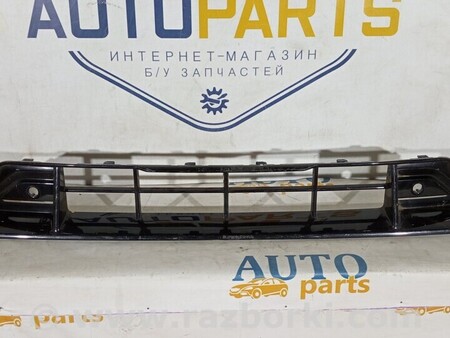 ФОТО Решетка бампера переднего нижняя Нижня решітка переднього для Volvo V60 Київ