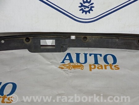 ФОТО Ущільнювач капота для Volvo V60 Київ