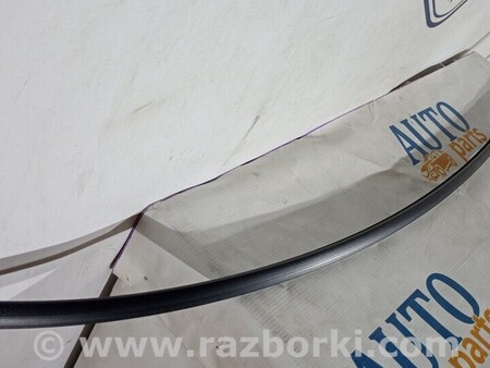 ФОТО Ущільнювач лобового скла для Volvo V60 Київ