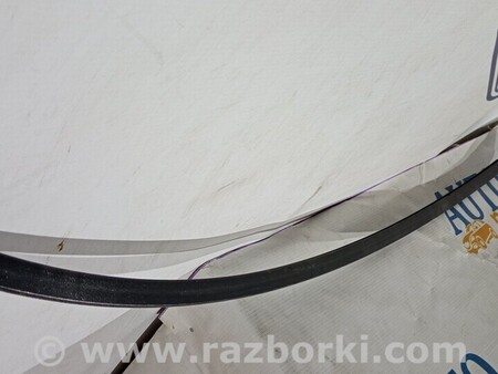 ФОТО Ущільнювач лобового скла для Volvo V60 Київ