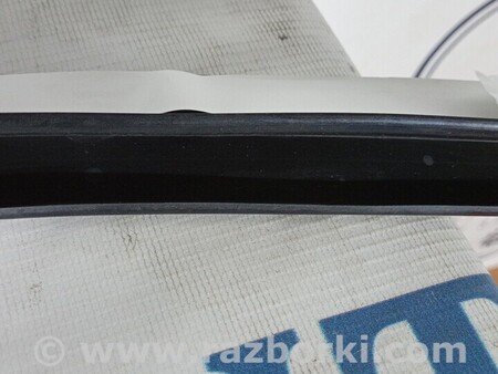 ФОТО Ущільнювач решітки радіатора для Volvo V60 Київ