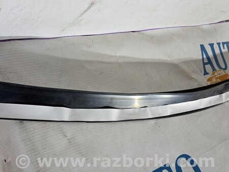 ФОТО Ущільнювач решітки радіатора для Volvo V60 Київ