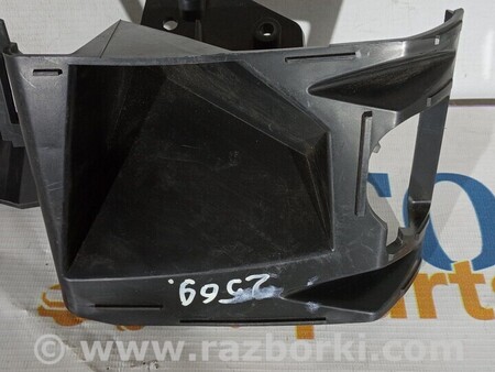 ФОТО Кронштейн омивача фар правий для Volvo V70 Киев