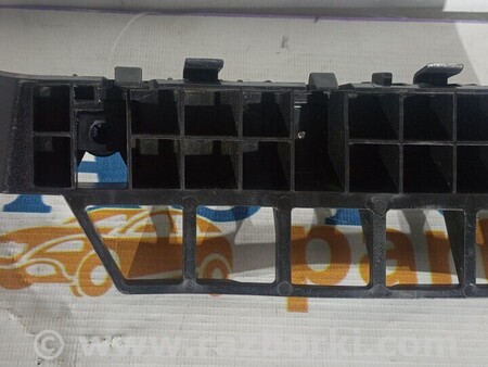 ФОТО Кронштейн бампера заднього правий для KIA Venga Киев