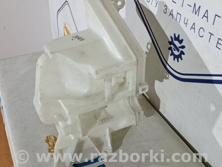 ФОТО Бачок омывателя для Toyota Verso Киев