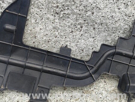 ФОТО Воздуховод Направляющаяя воздуха левая или правая для Toyota Verso Киев