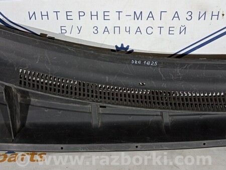 ФОТО Жабо права частина для Toyota Verso Киев