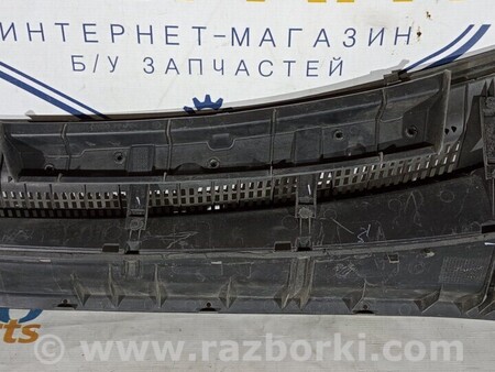 ФОТО Жабо права частина для Toyota Verso Киев