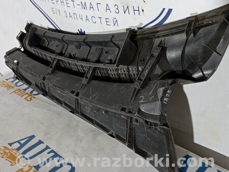 ФОТО Жабо права частина для Toyota Verso Киев