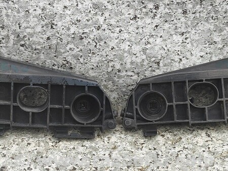 ФОТО Кронштейн крепления бампера переднего для Toyota Verso Киев