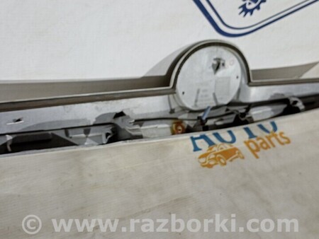 ФОТО Накладка кришки багажника хром підсвічування номера для Toyota Verso Киев