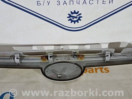 ФОТО Накладка кришки багажника хром підсвічування номера для Toyota Verso Киев