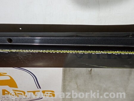 ФОТО Накладка порога права для Toyota Verso Киев