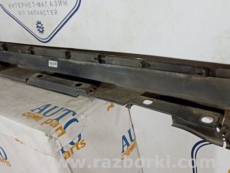 ФОТО Накладка порога права для Toyota Verso Киев