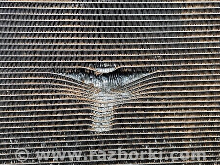 ФОТО Панель Передняя телевизор радиаторы вентилятор для Toyota Verso Киев