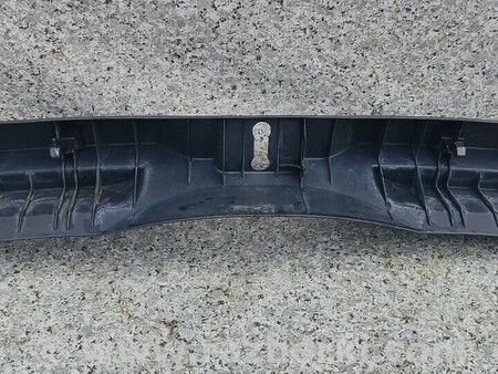 ФОТО РЕСТ Накладка багажника нижня під замок Накладка для Toyota Verso Киев