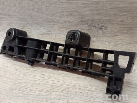 ФОТО Кронштейн кріплення направляюча переднього бампера лівий для Suzuki Vitara Київ