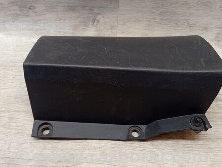 ФОТО Молдинг накладка заднього бампера під фару правий для Mercedes-Benz Vito Киев