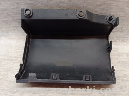 ФОТО Молдинг накладка заднього бампера під фару правий для Mercedes-Benz Vito Киев