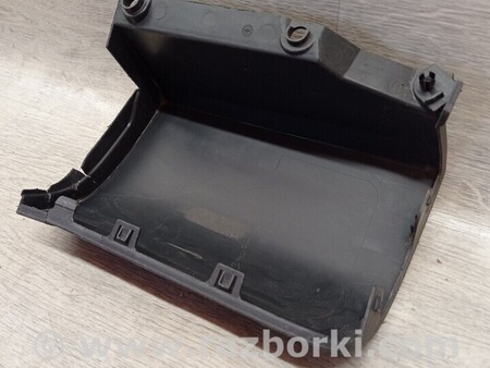 ФОТО Молдинг накладка заднього бампера під фару правий для Mercedes-Benz Vito Киев