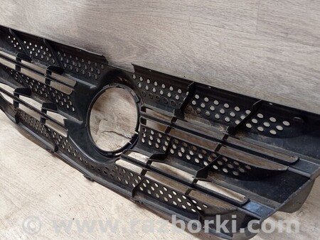 ФОТО Решетка радиатора бампера переднего для Mercedes-Benz Vito Киев