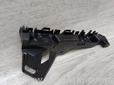 ФОТО Кронштейн крепление бампера переднего левый для Opel Vivaro Киев