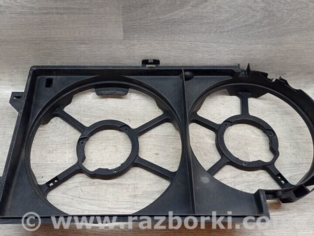 ФОТО Дифузор радиатора для Chrysler Voyager Киев