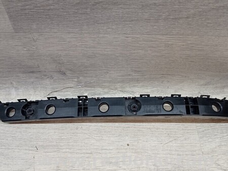 ФОТО Кронштейн кріплення направляюча заднього бампера лівий для Nissan X-Trail Киев