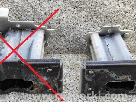 ФОТО Кронштейн усилителя бампера правый для Nissan X-Trail Киев