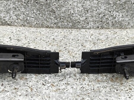 ФОТО Петли крышки Багажника левый или правый для Nissan X-Trail Киев