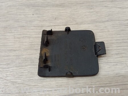 ФОТО Заглушка бампера буксировочного крюка передняя для BMW X1 Киев