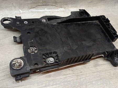 ФОТО Кронштейн кріплення поличка акумулятора АКБ для BMW X1 Киев