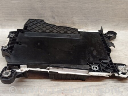 ФОТО Кронштейн кріплення поличка акумулятора АКБ для BMW X1 Киев