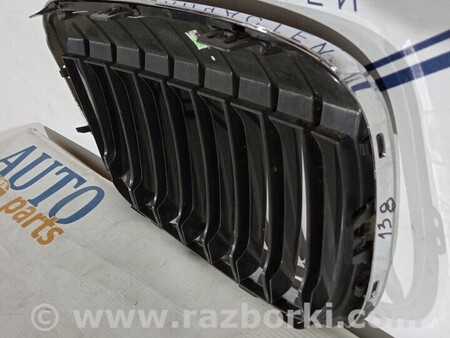 ФОТО Решетка-ноздря бампера переднего левая для BMW X1 Киев