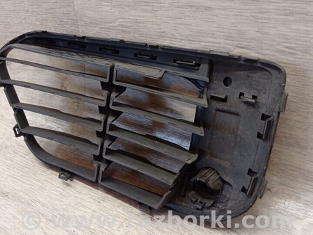 ФОТО Решітка накладка заглушка туманки ПТФ переднього бампера для BMW X1 Киев