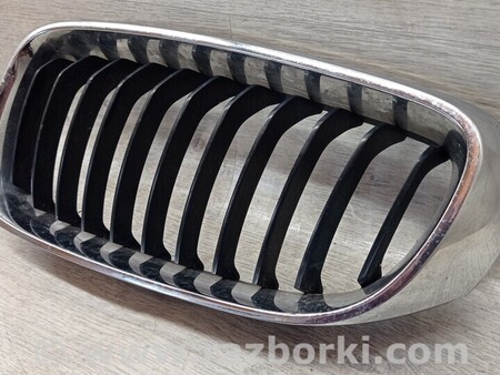 ФОТО Ноздря решітка радіатора ліва для BMW X3 Киев