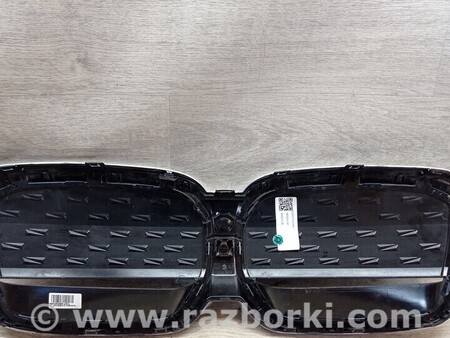 ФОТО Решетка радиатора бампера переднего центральная для BMW X3 Киев