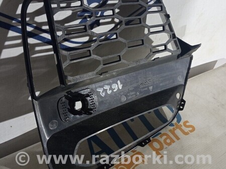 ФОТО Решітка бампера переднього права для BMW X3 Киев