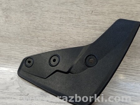 ФОТО Брызговик задний правий для Volvo XC40 Киев