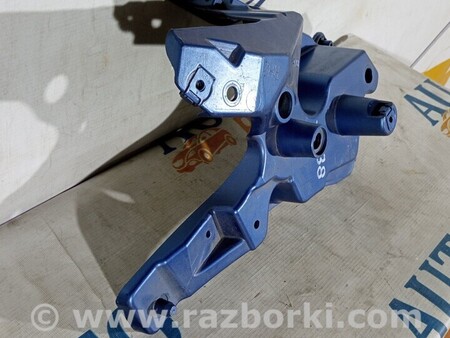 ФОТО Кронштейн крыла переднего правого Кронштейн крила переднього для Volvo XC60 Киев